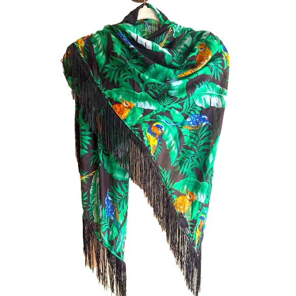 Signature coverup, wrap, scarf - Picture 1 of 11